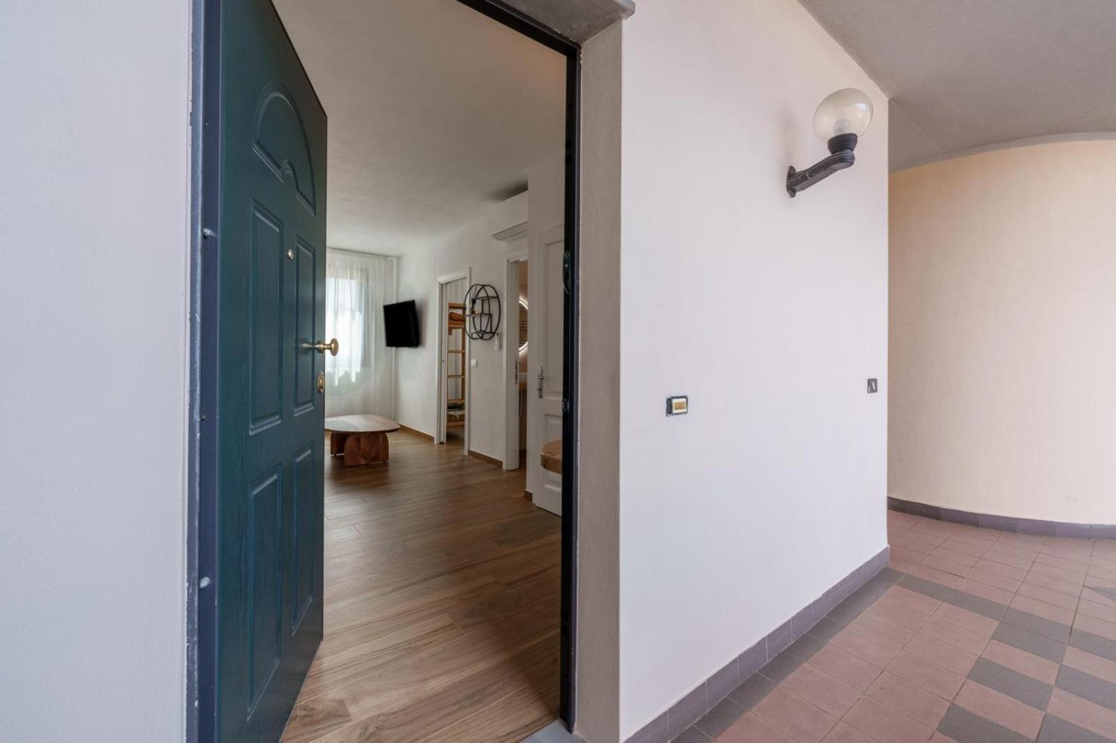 Dome House Hotel Olbia Buitenkant foto